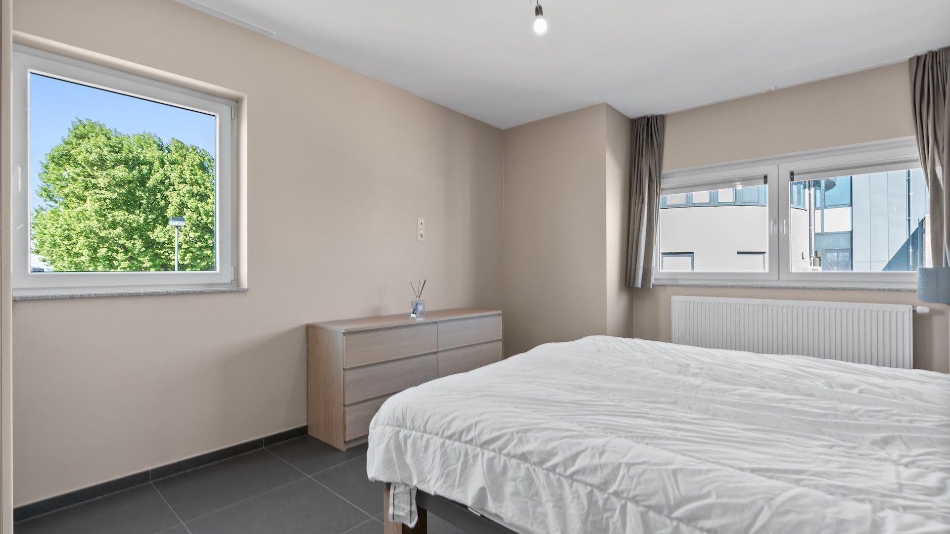 Duplex app. van 220m2 met 3 slpk's en 65m2 aan terrassen foto 19