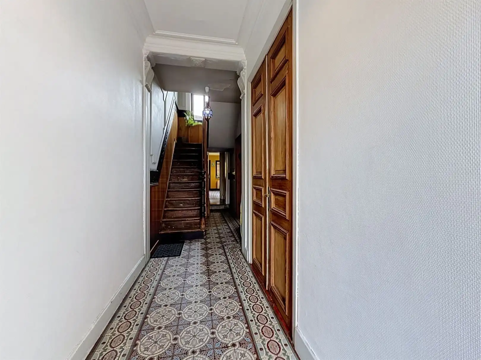 Ruime rijwoning met 5 slkps, inrichtbare zolder, tuin, 5a 47ca foto 7