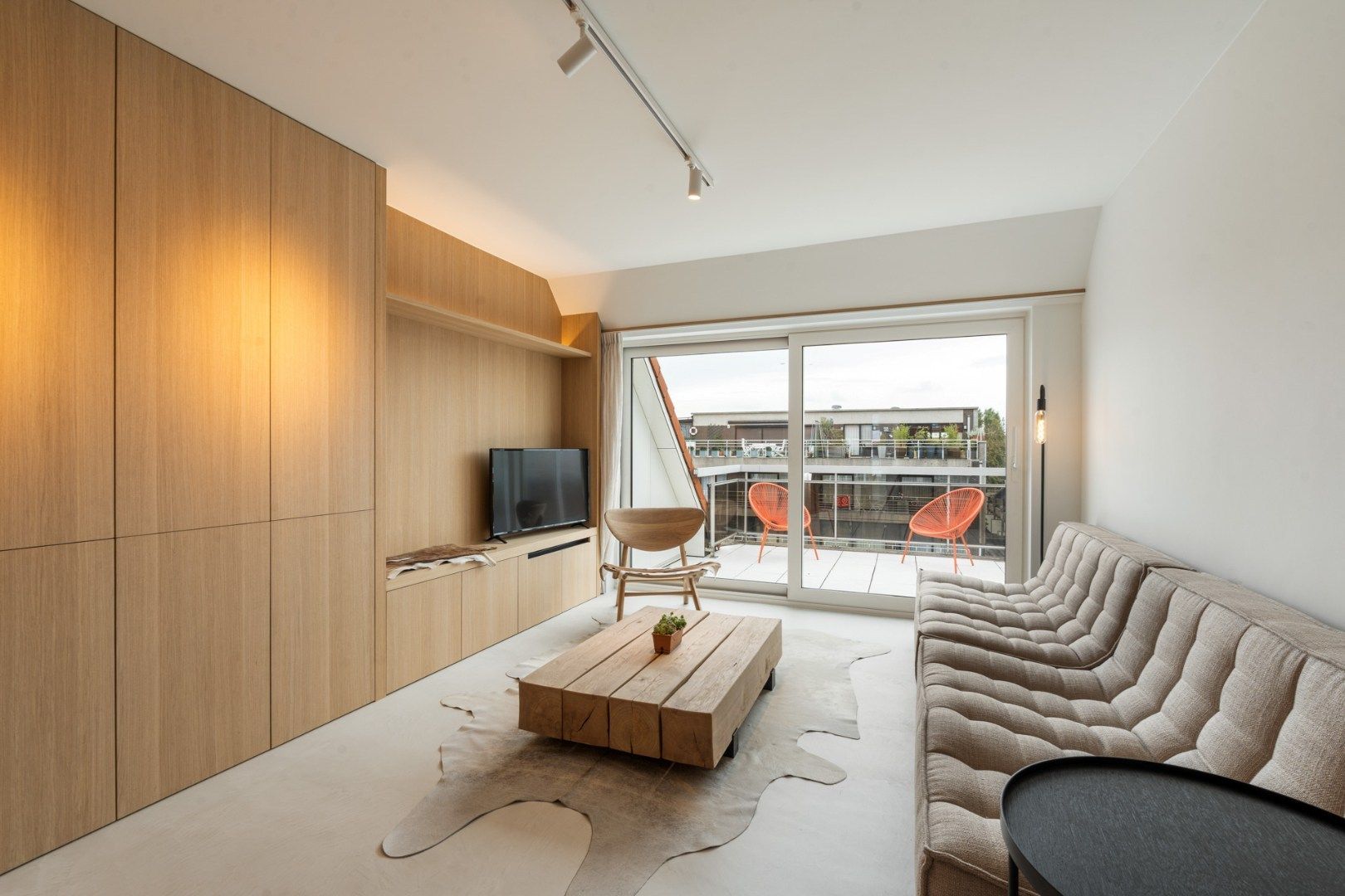 Magnifiek gerenoveerd appartement met 3 slpks. en ruim terras foto 6