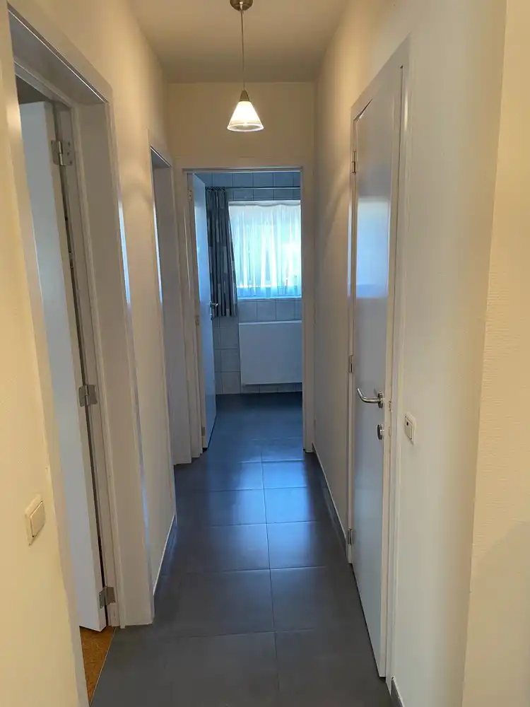 Gelijkvloers appartement met 2 slaapkamers + terras + tuin foto 14