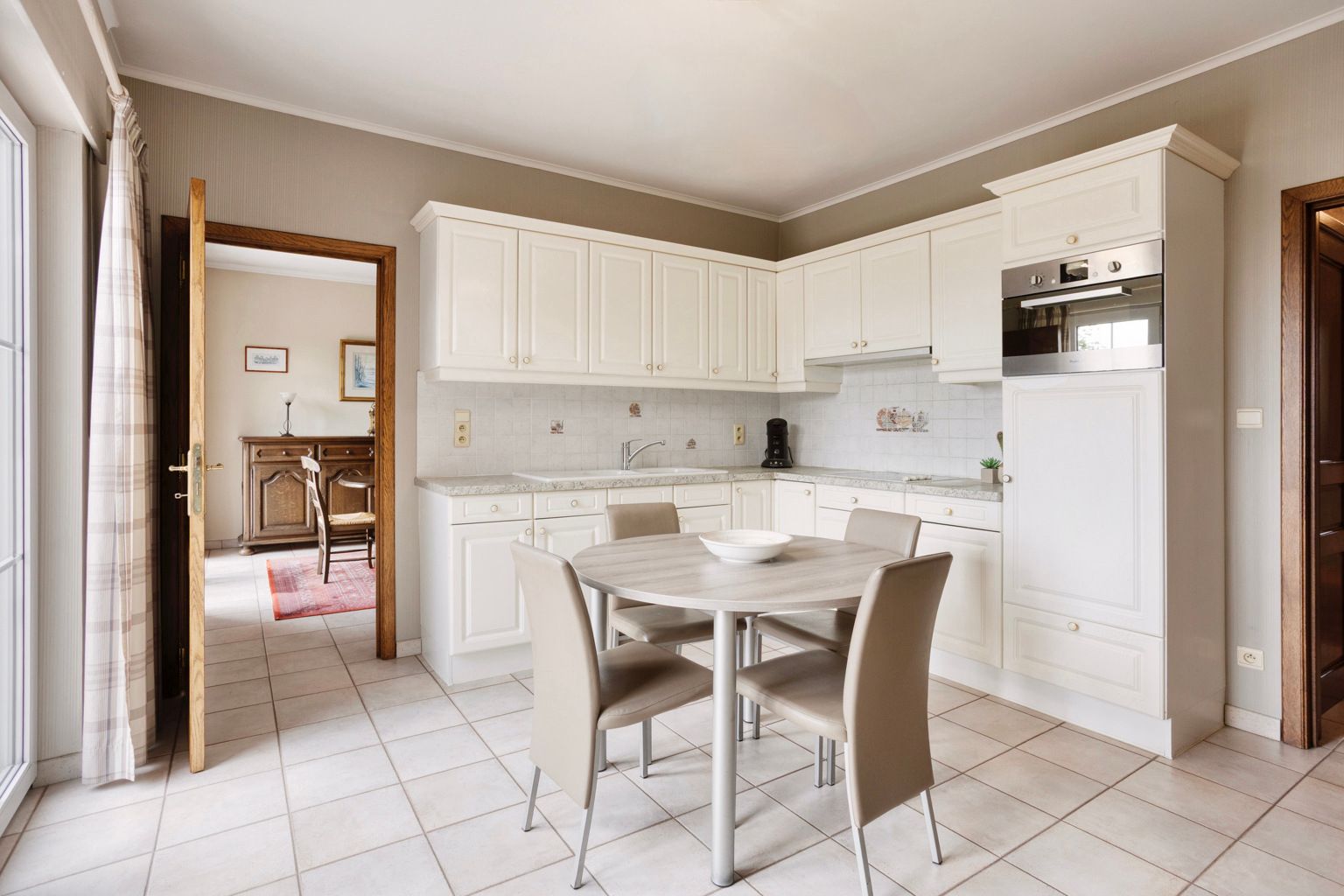 MOOIE VERZORGDE WONING MET TUIN IN TIENEN foto 11
