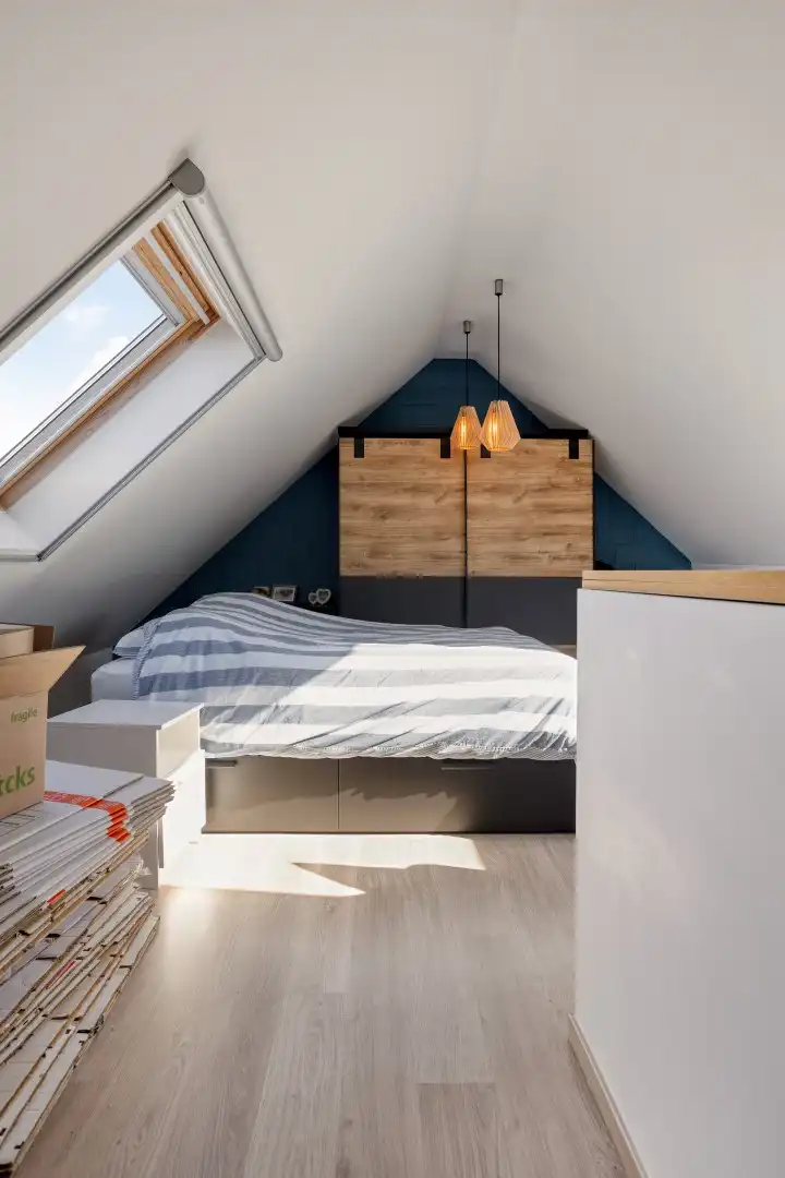 Instapklare woning met 5 slaapkamers garage en tuin! foto 15