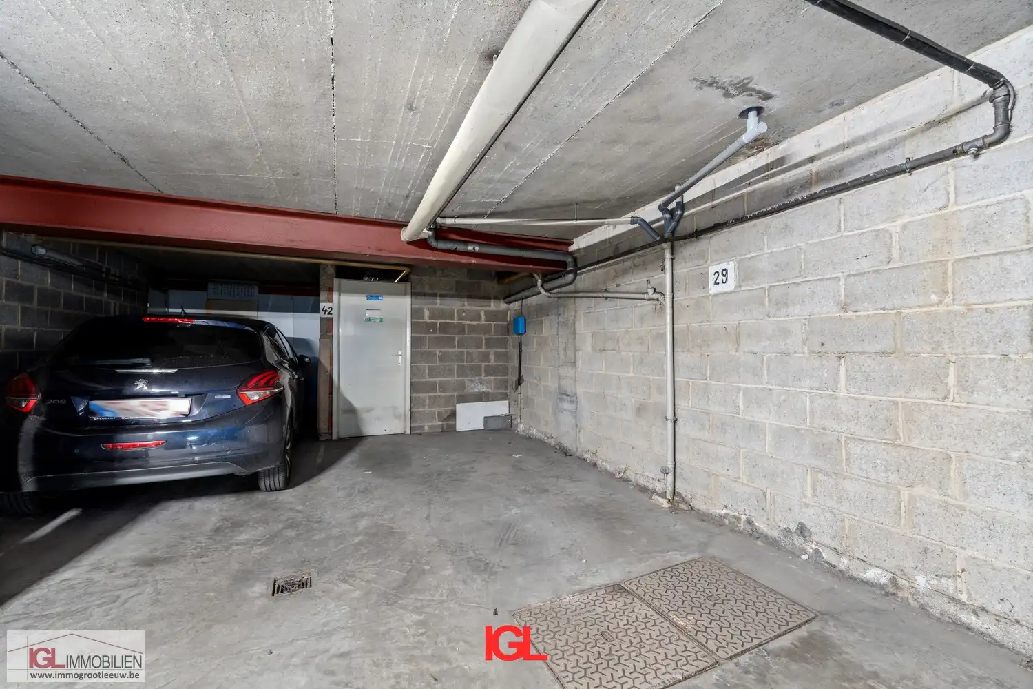 Modern appartement met 2 slaapkamers en parkeerplaats! foto 15