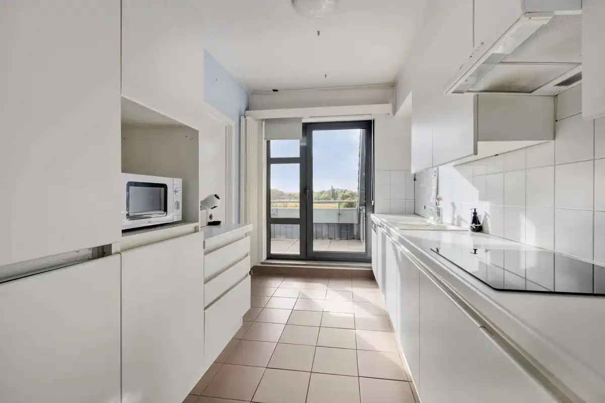 RUIM DUPLEXAPPARTEMENT VAN 144 M² MET 3 SLPK'S IN HASSELT foto 12