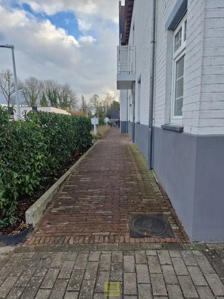 Instapklaar gelijkvloers appartement met 1 slaapkamer op topligging in Haaltert! foto 11