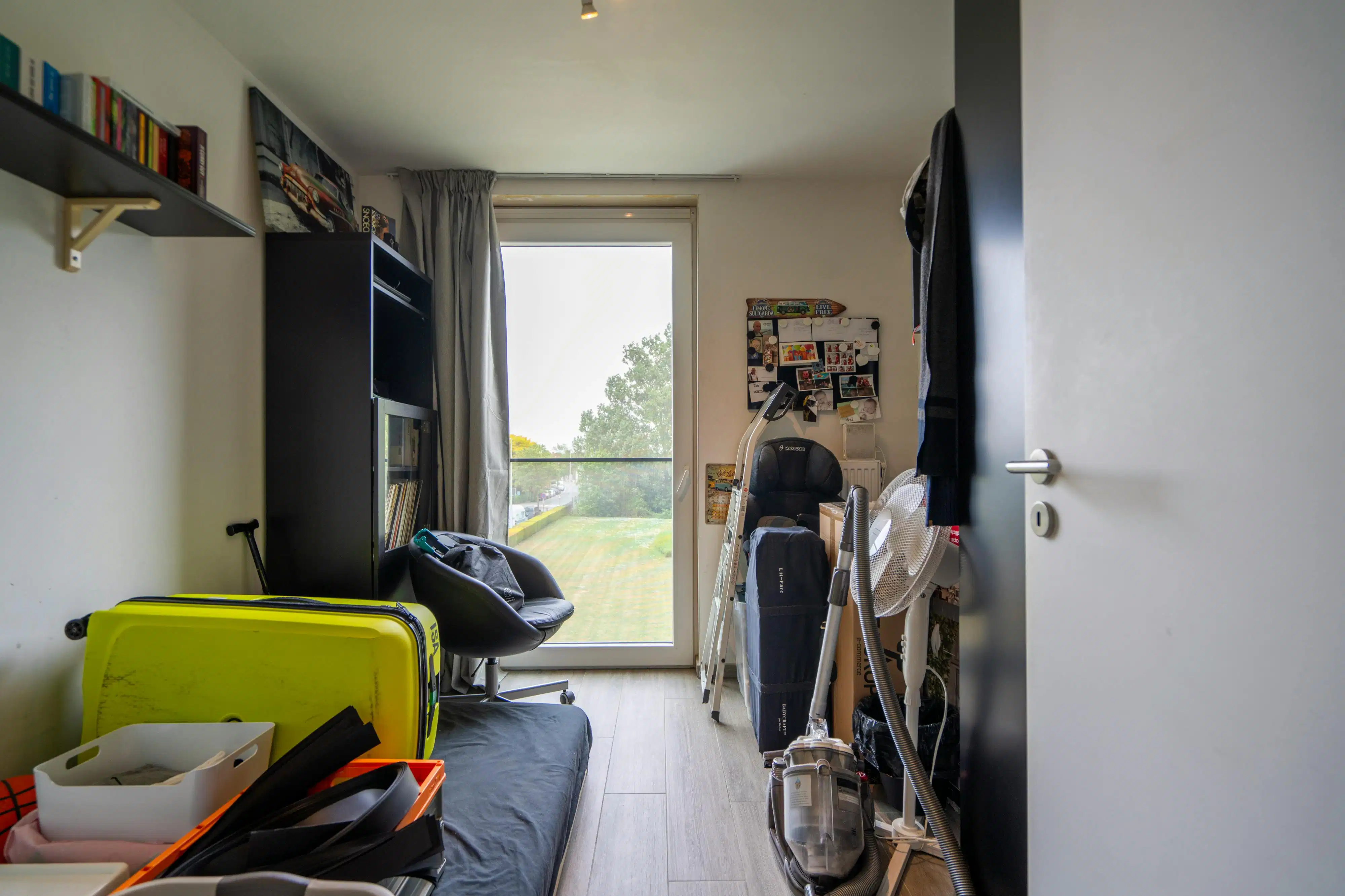 Ruim appartement met dubbel terras te koop in Gullegem! foto 13