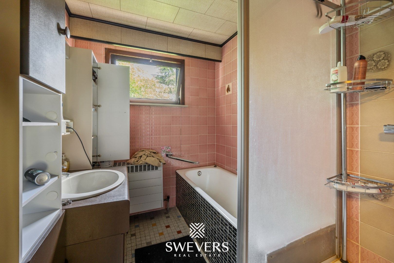 Praktische, alleenstaande woning gelegen op een perceel van 21a 08ca in Heusden-Zolder foto 17