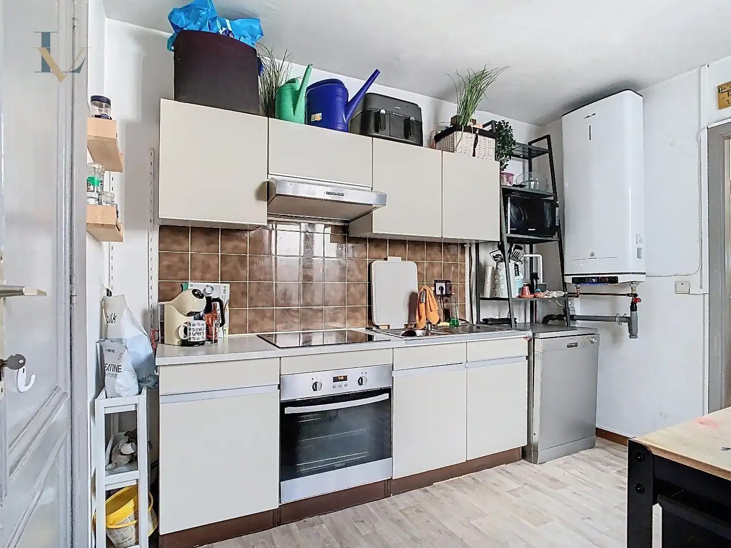 Te renoveren woning met handelsruimte/praktijkruimte  foto 15