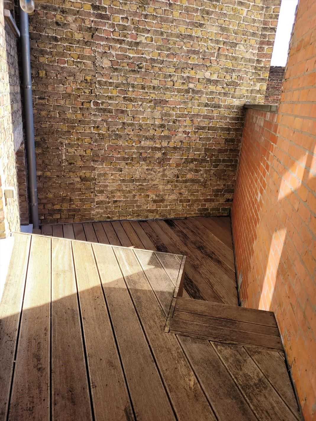 Kantoor gebouw of woonst in neo-gotische stijl met prachtige zichten op de Ezelpoort en het Stil Ende. foto 15