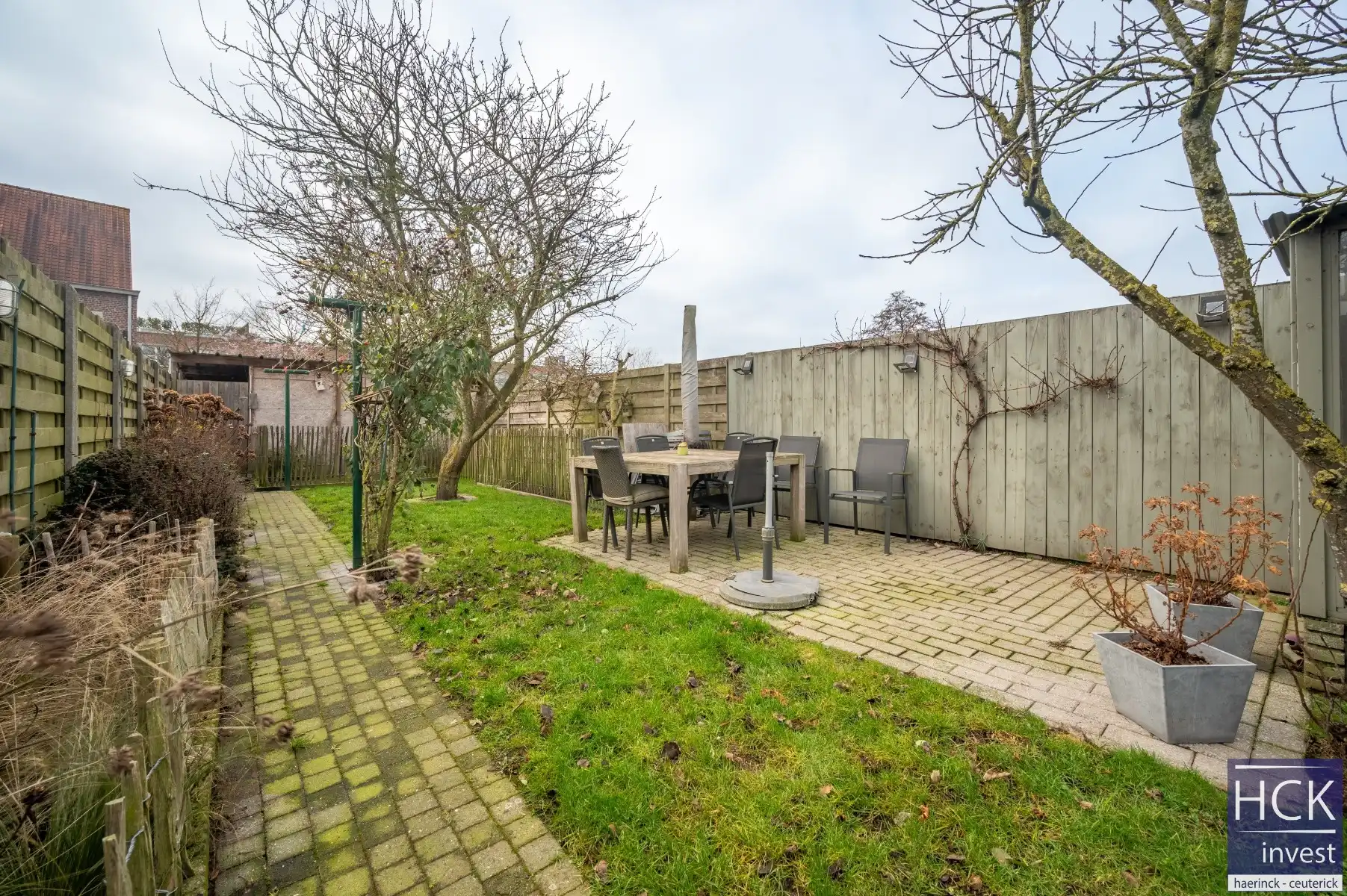 ZULTE - Mooi gelegen te renoveren rijwoning met uitweg achteraan foto 18