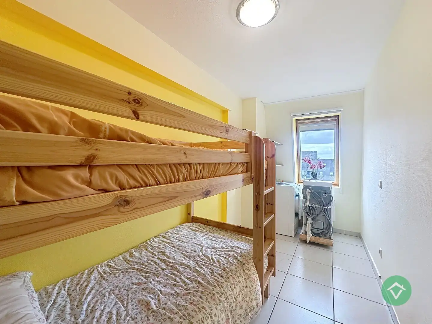 Lichtrijk 2-slaapkamerappartement op topligging op 100m van de zeedijk in Sint-Idesbald foto 13