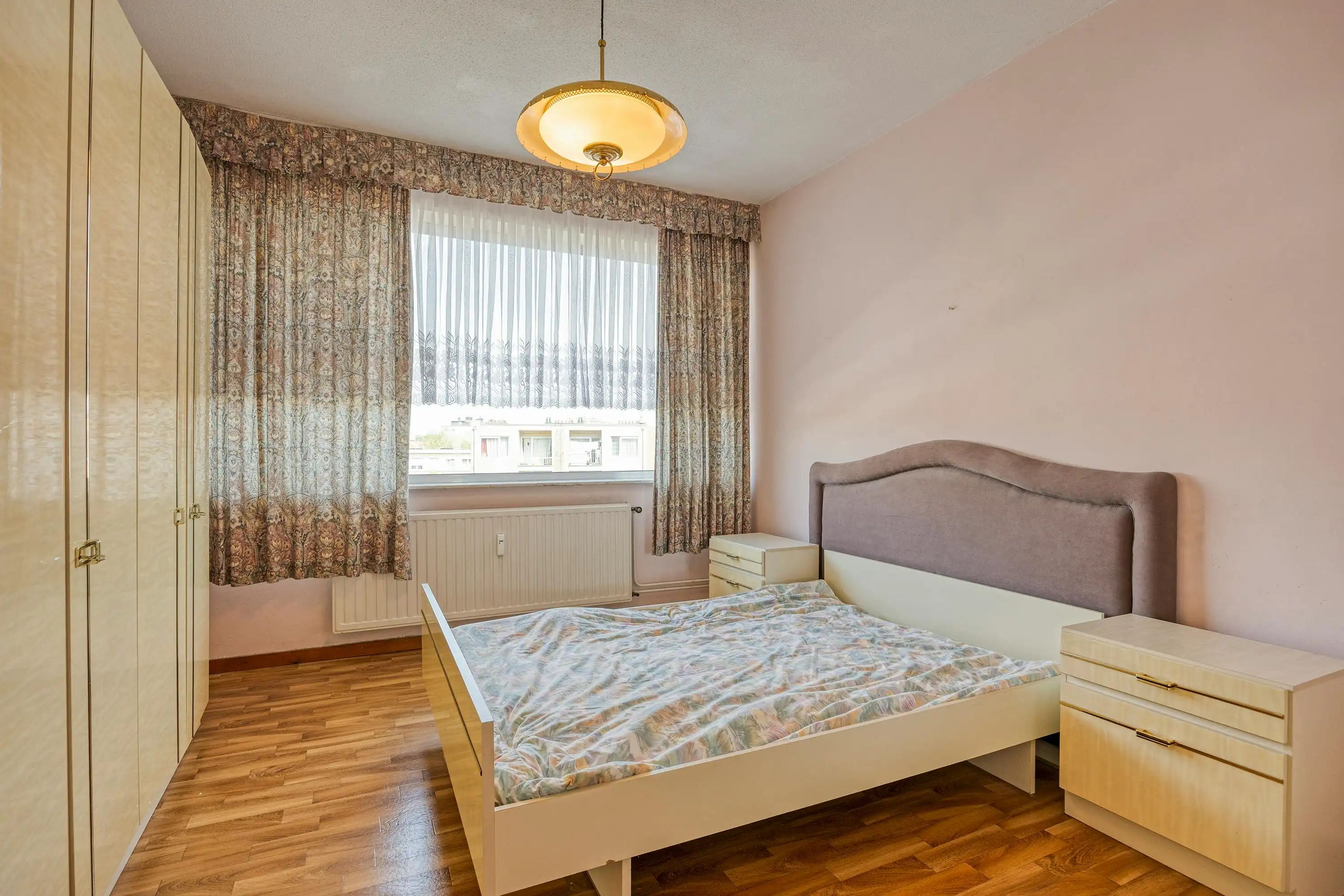 Ruim appartement met 2 terrassen te koop in Merksem foto 12