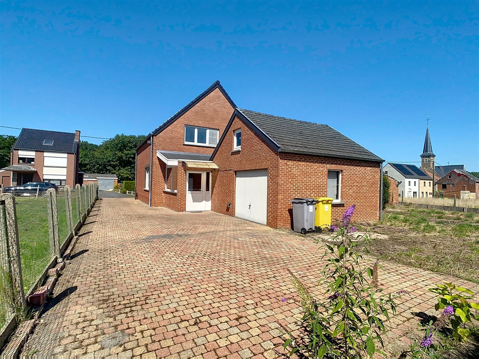 Eengezinswoning, 3 slpks, tuin, koer, garage, 6a 14ca foto 3