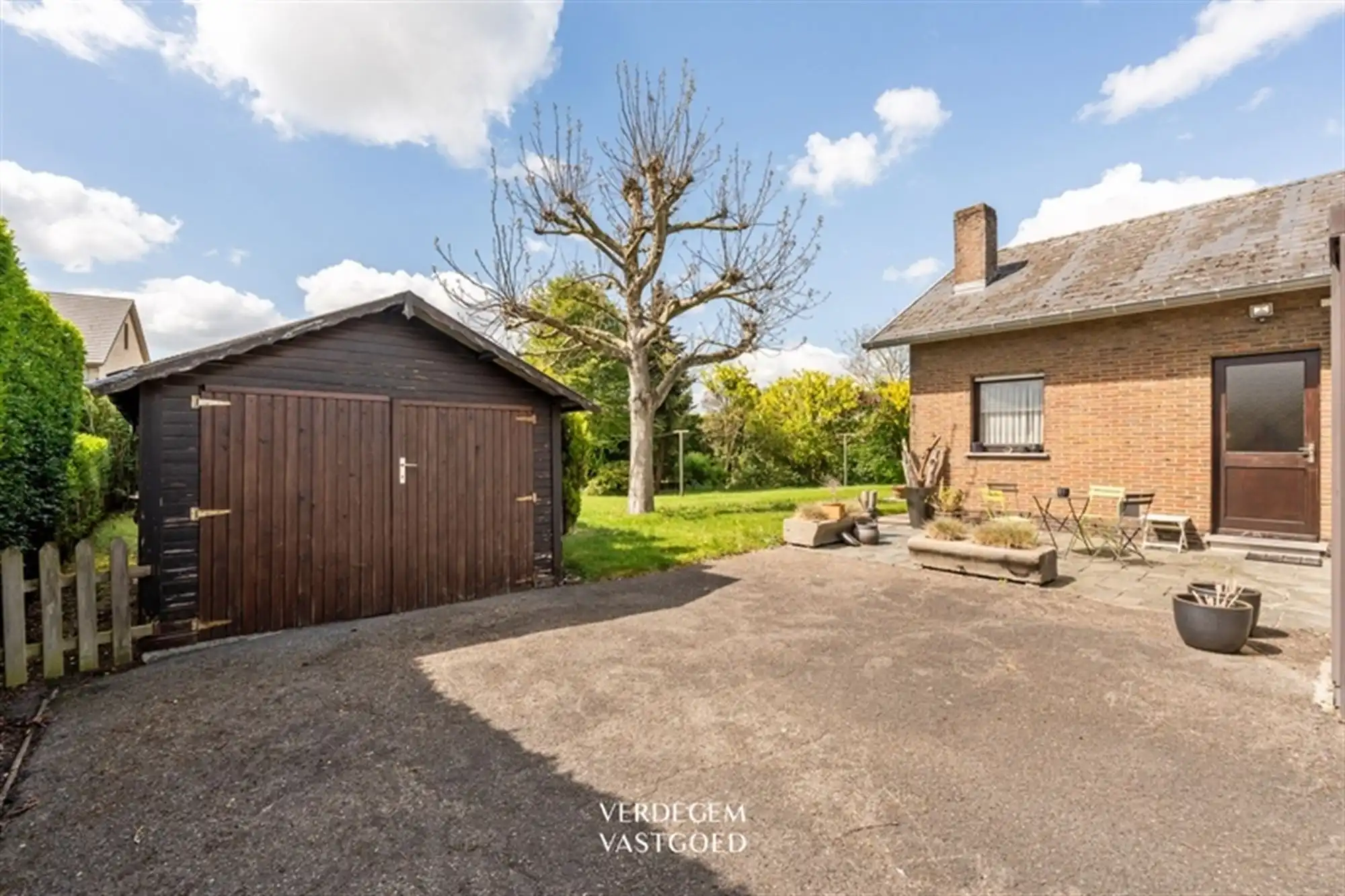 Vrijstaande woning met 3 slaapkamers op ruim perceel van 1207m² foto 18