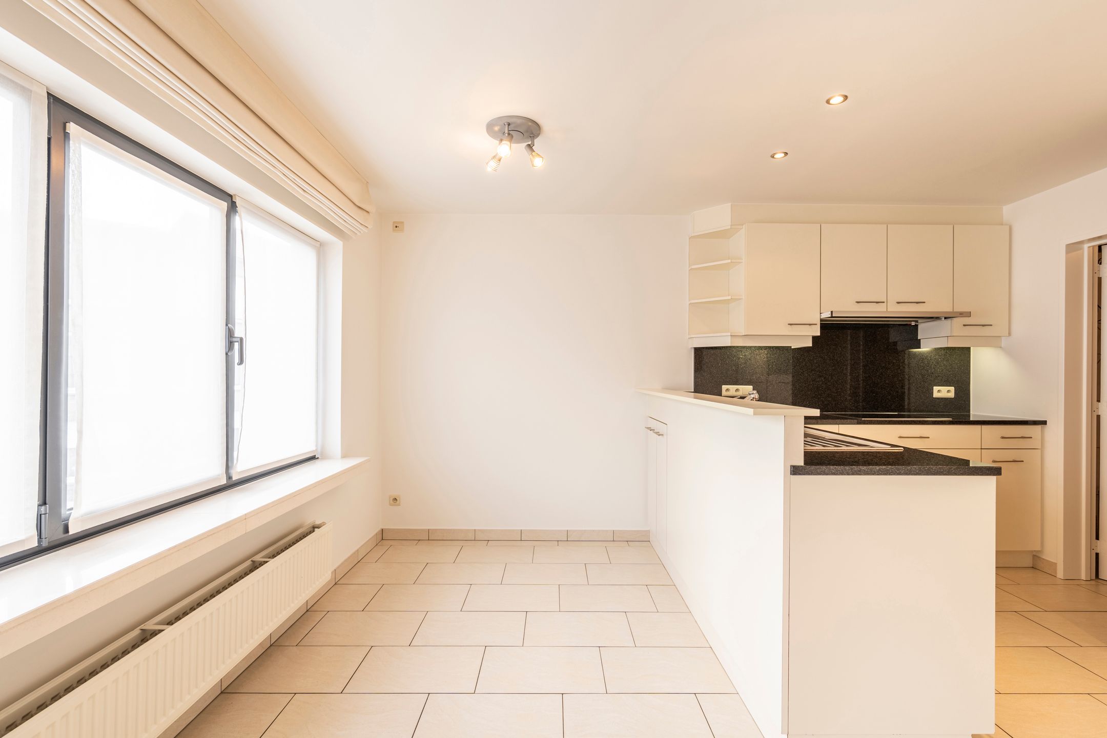 Uitstekend appartement met groot terras in Arendonk foto 9