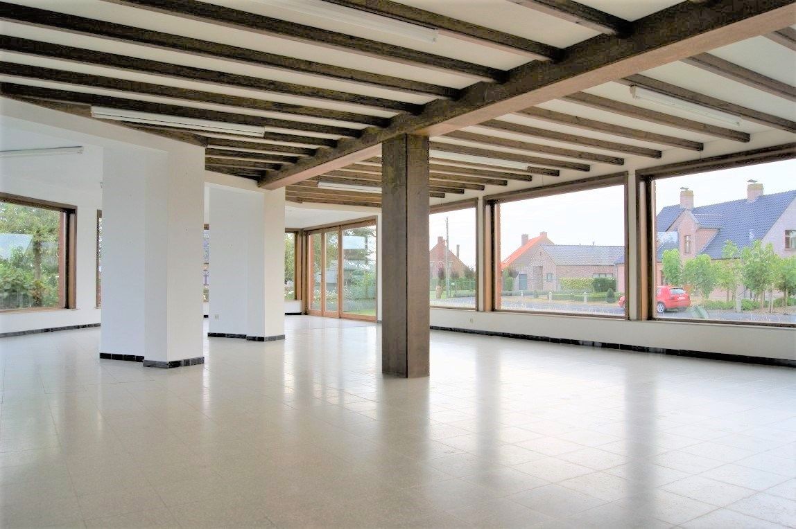 Winkelruimte/kantoor (met atelier, opslag en parking), Kortemark foto 7