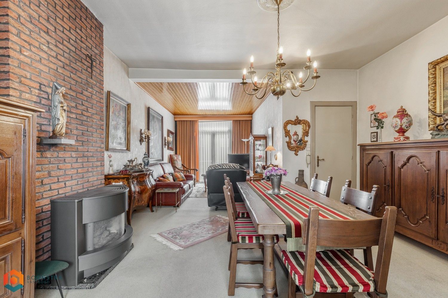 Te renoveren woning met veel potentieel in hartje Mechelen foto 4