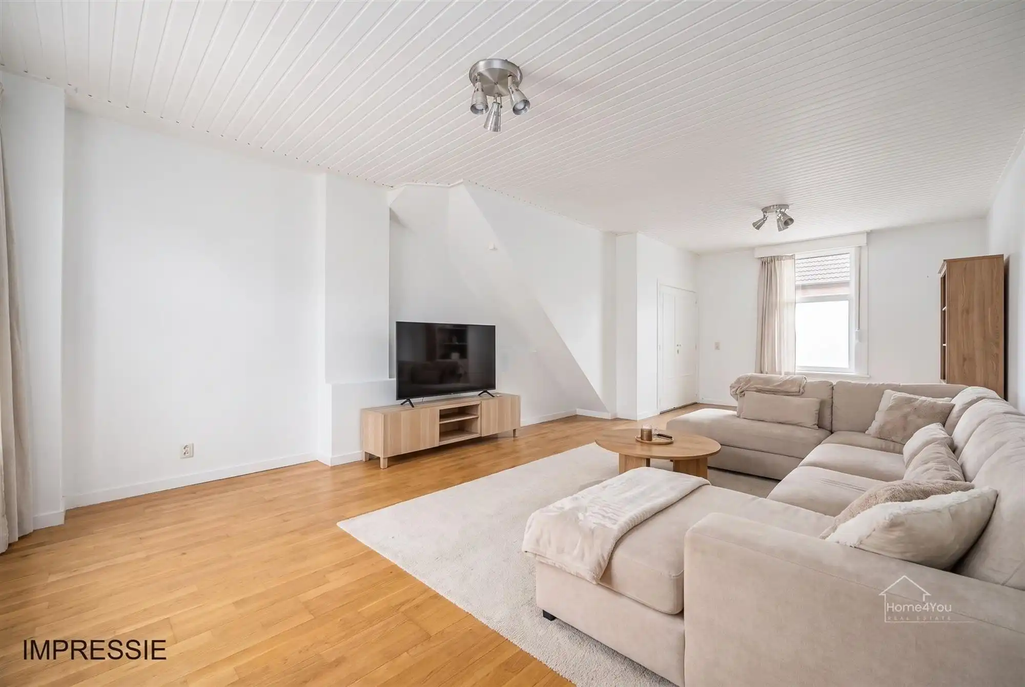 Te renoveren woning met 2 woonentiteiten + tuin foto 2