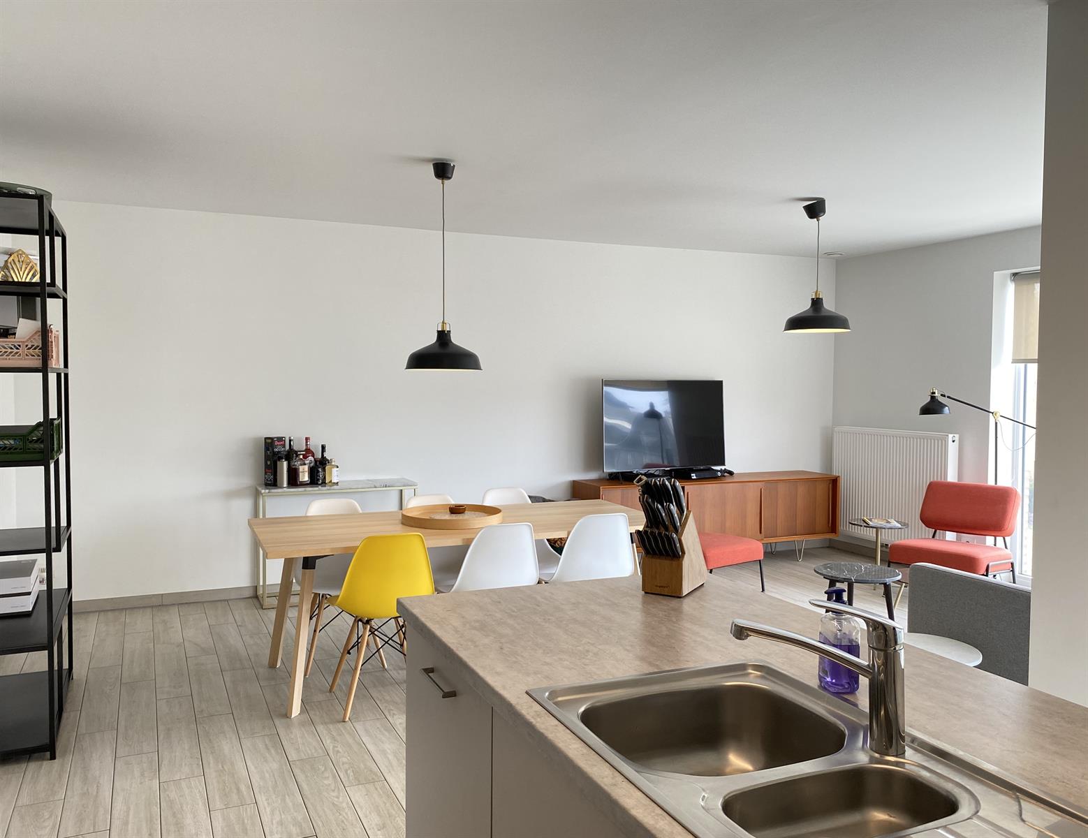Appartement met zuidwest gericht terras te Aalst! foto 5