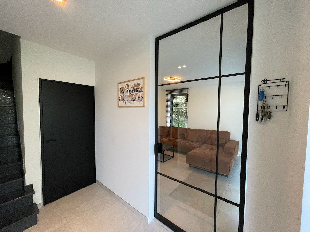 Genk - Bret, Atheneumstraat 40: Stijlvolle, energiezuinige woning met 3 slaapkamers, carport, tuin,... rustig gelegen in het groen op een top-locatie! foto 7