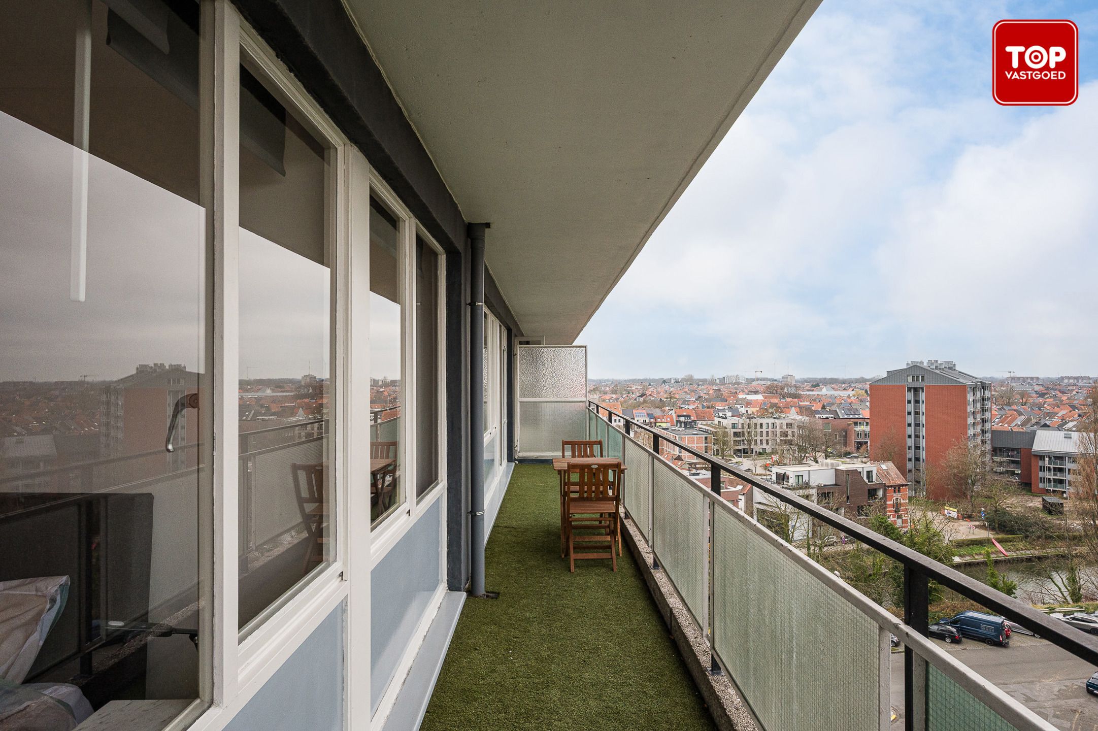 Instapklaar appartement met mooie vergezichten. foto 23