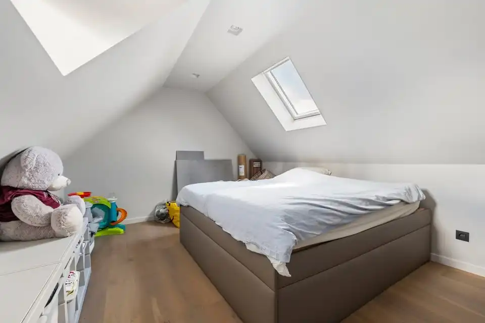 UNIEKE LUXUEUZE VILLA OP EEN PRACHTIG PERCEEL VAN 28A50CA IN SINT-TRUIDEN foto 33