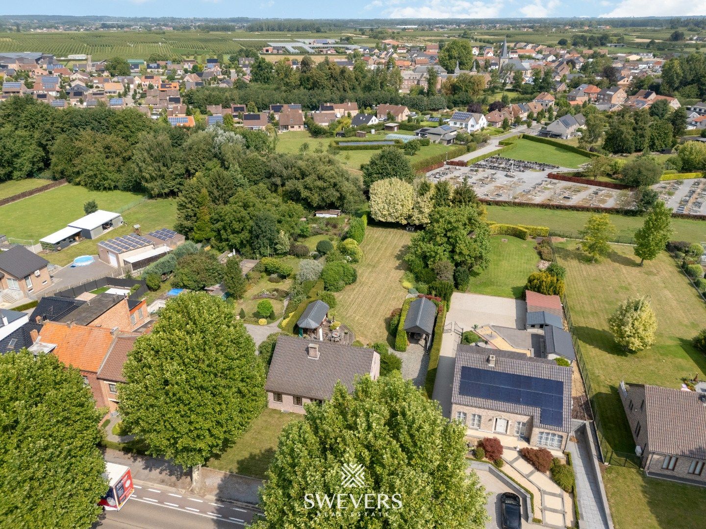 Ruime woning ( 345 m2 ) met 4 SLPK op prachtig perceel van 21a50ca foto 32