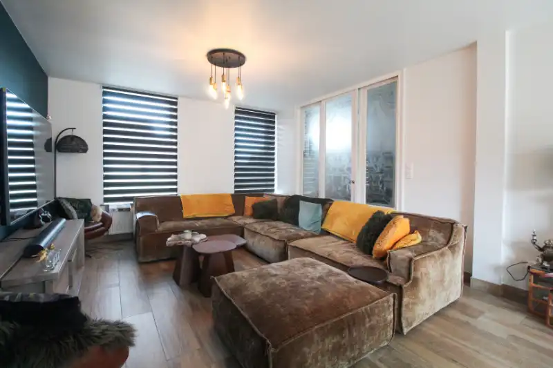 Ruime gezinswoning met 3 slaapkamers en zonnige tuin foto 2