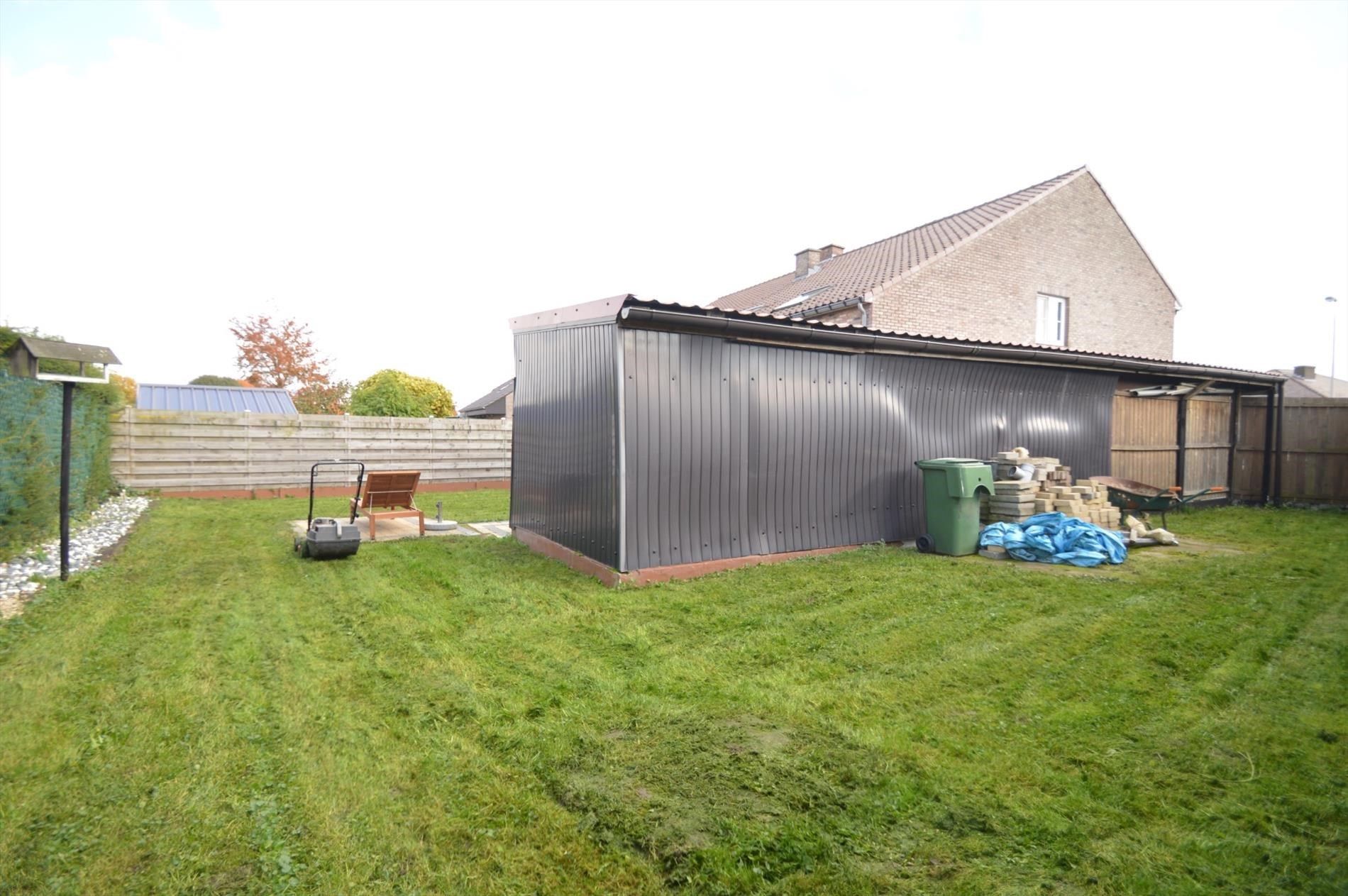 Woning in halfopen bebouwing met 3 slaapkamers, carport en tuin te Hoeselt foto 22