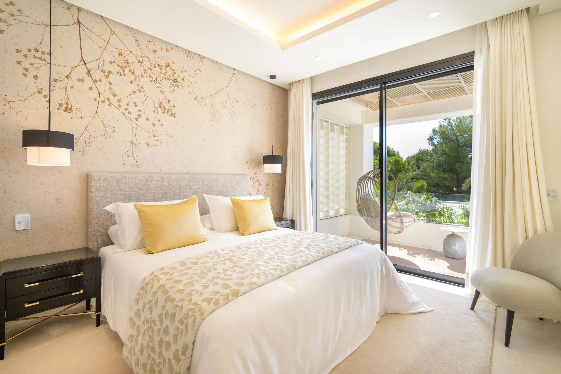 Ultieme luxe in Marbella: exclusieve villa met prachtige tuinen en privézwembad aan de Golden Mile foto 19