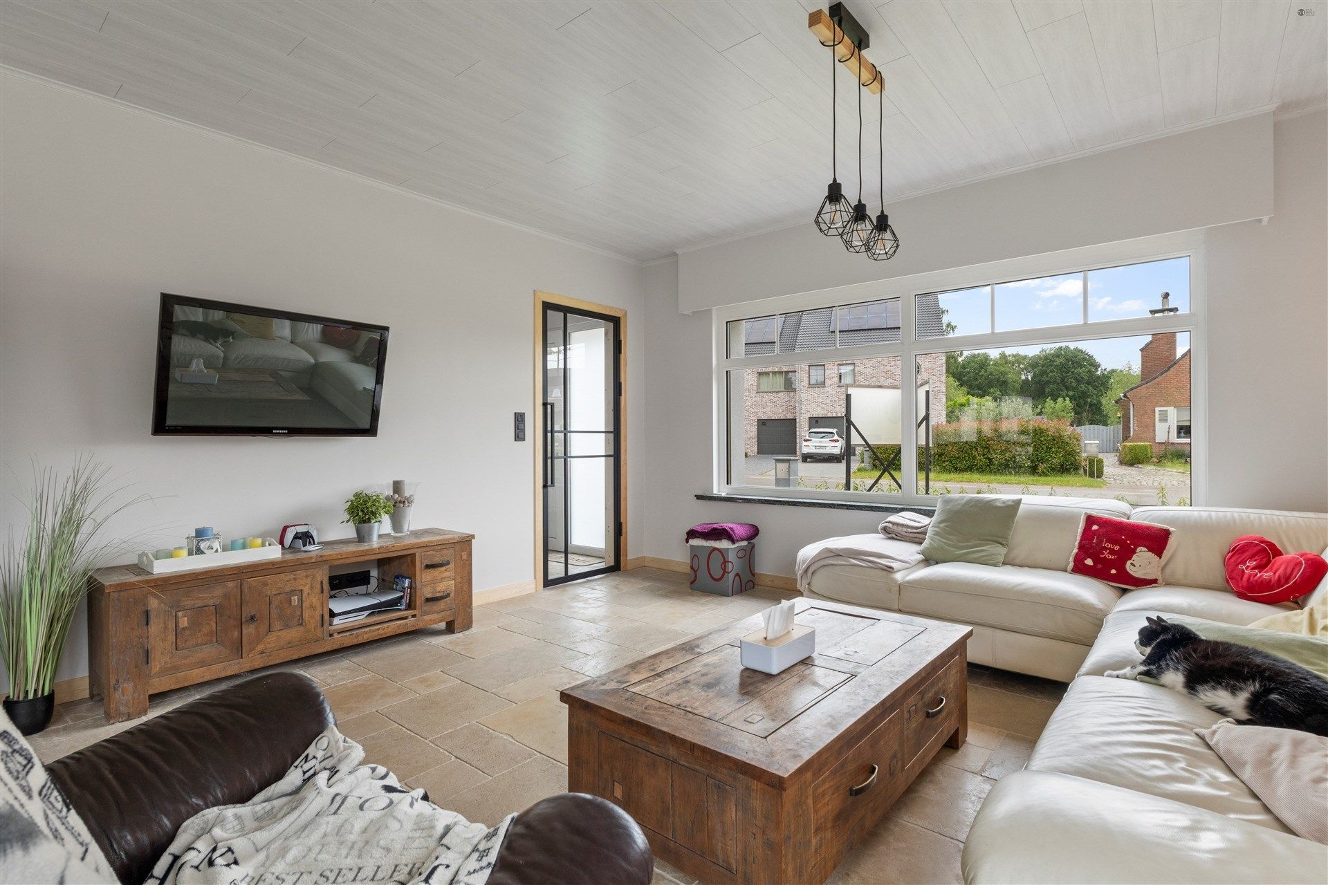 Open bebouwing met 5 slaapkamers op 2.561m² grond foto 7