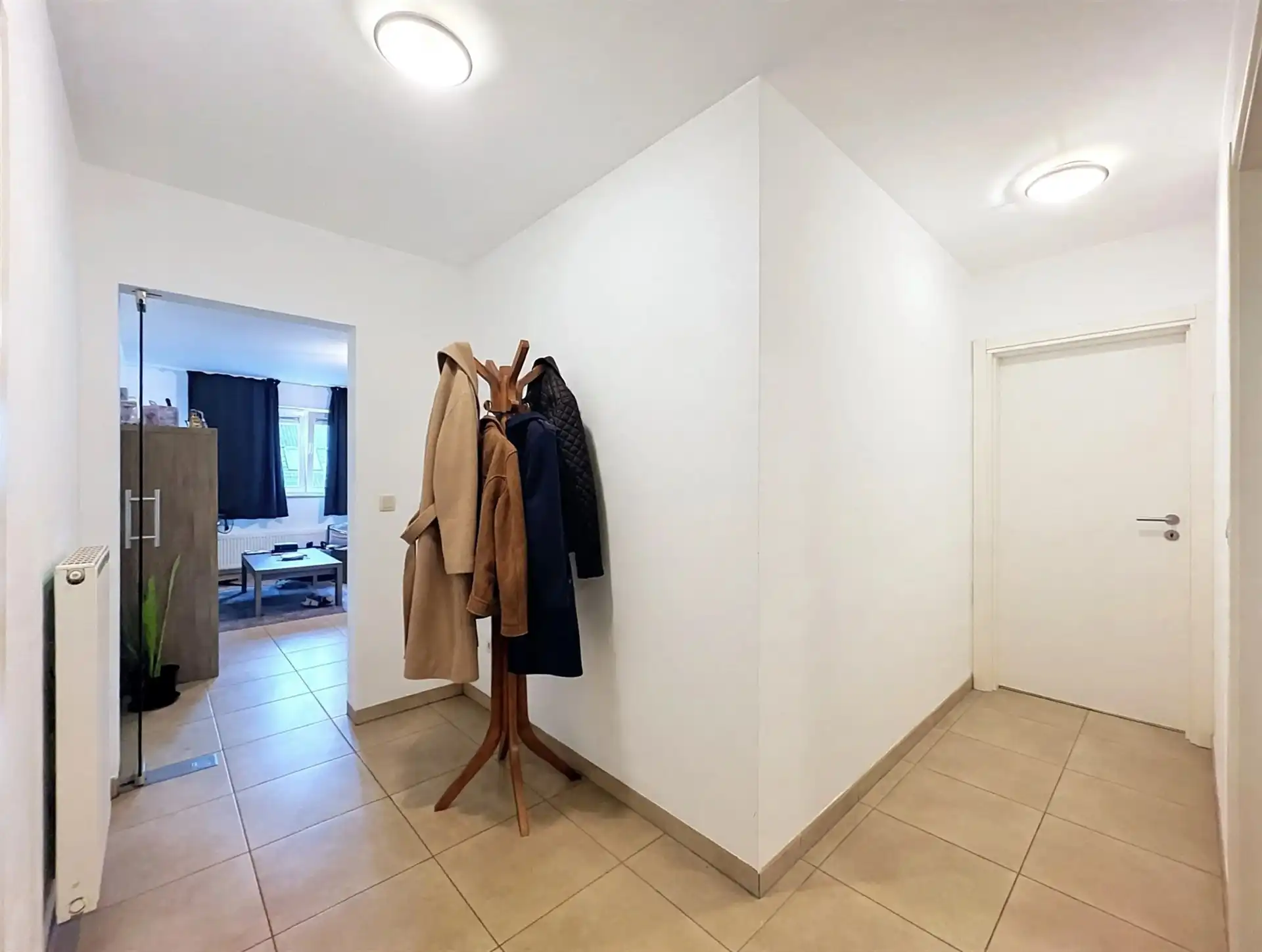 Recent en instapklaar 2 slaapkamer-appartement met 2 terrassen en  overdekte autostaanplaats foto 8