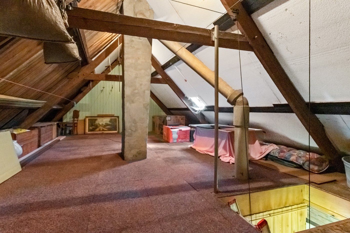 Tof gelegen, te renoveren woning met 2 slpk., garage en tuin foto 24