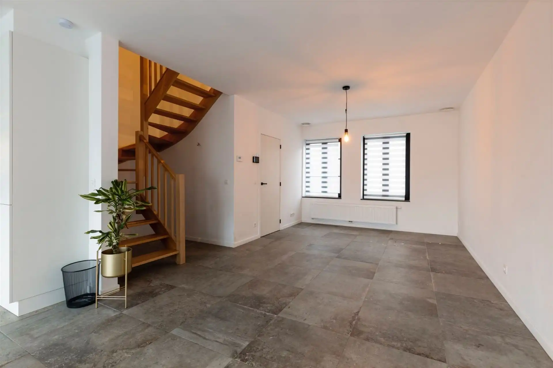 Instapklare woning met 3 slpk op een zeer centrale ligging! foto 3