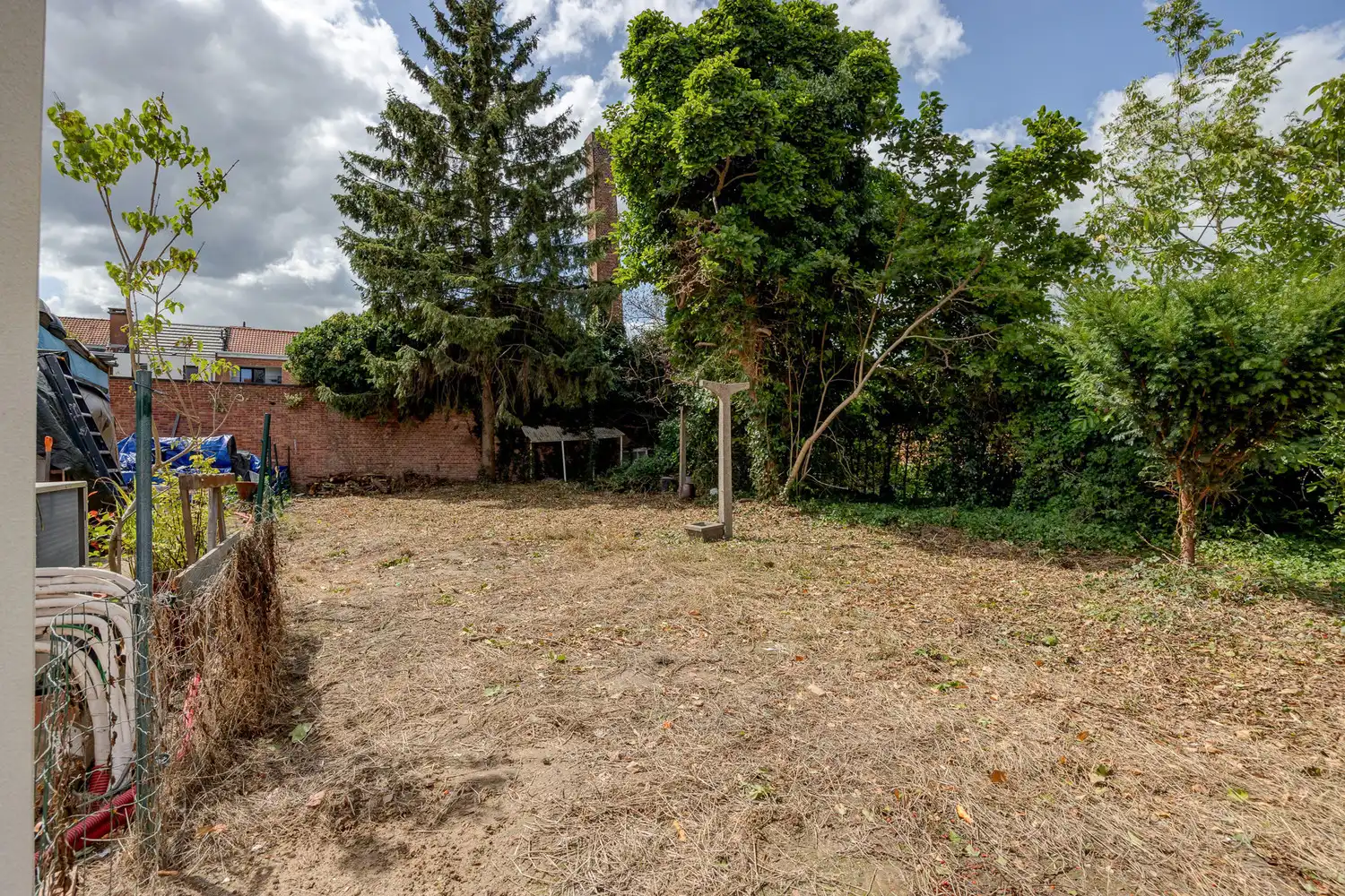 Volledige gerenoveerde gezinswoning (4slk) met ruime tuin foto 17