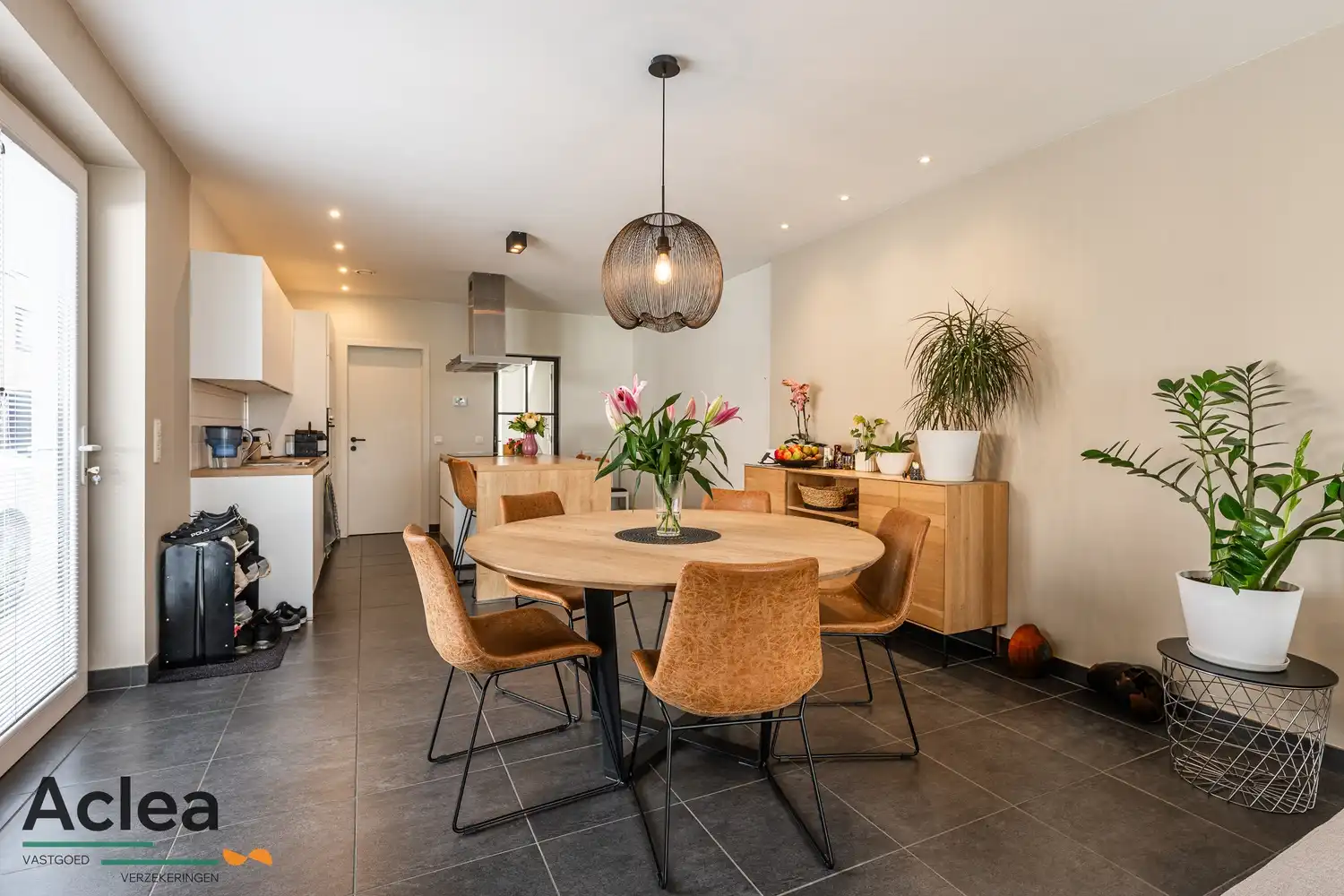 Sfeervolle energiezuinige HOB met diepe tuin foto 5