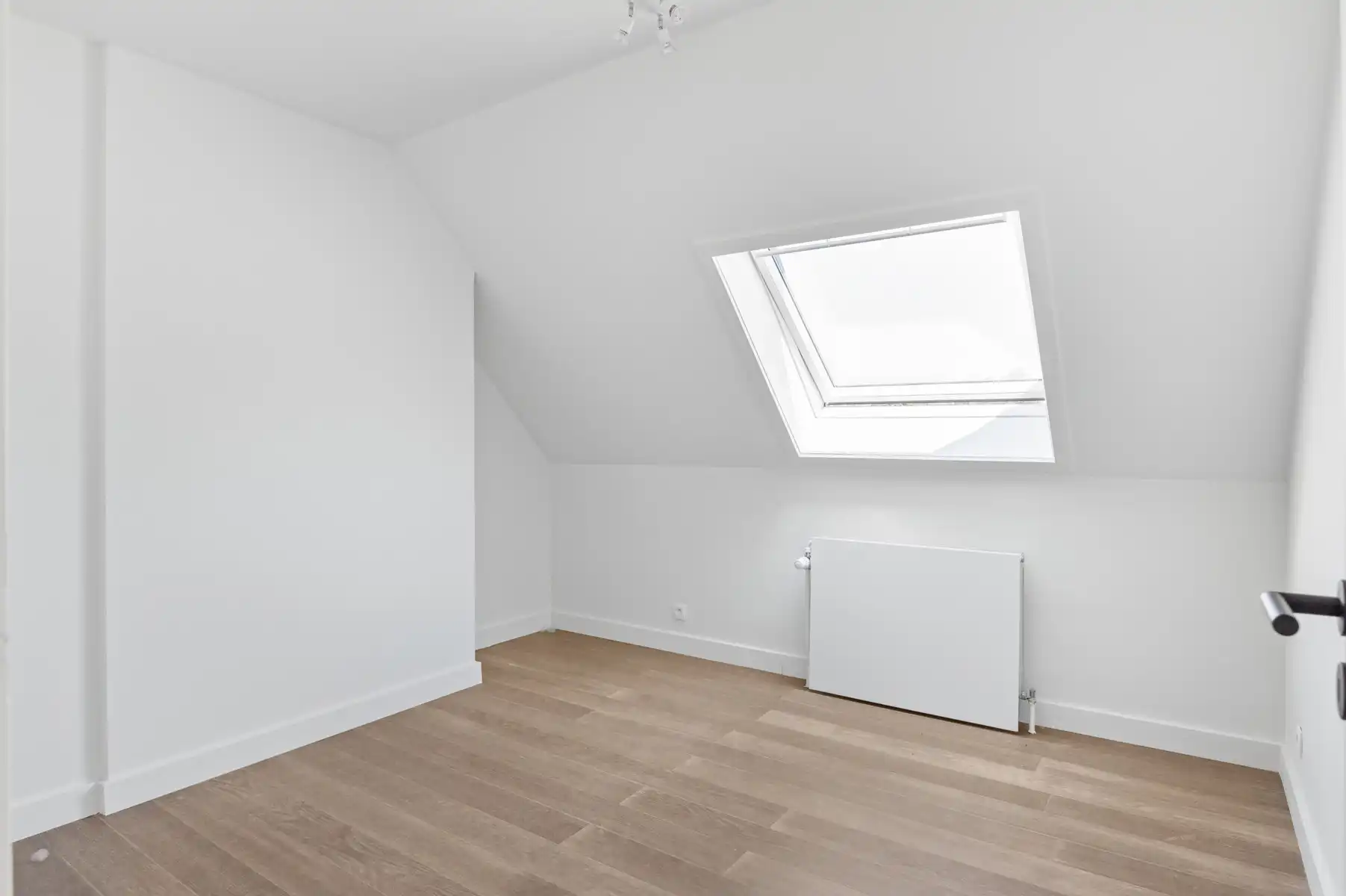 Stijlvol duplex met zonnig terras foto 13