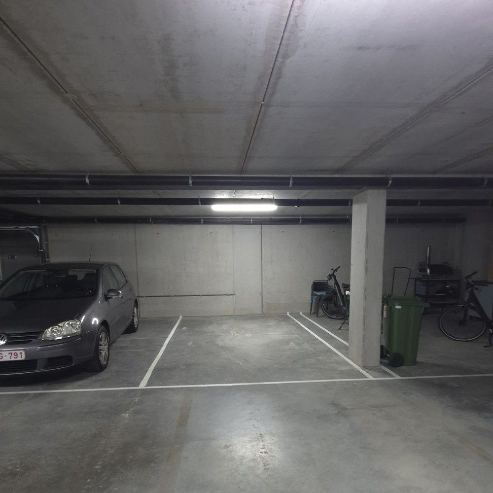 Stijlvol gelijkvloers nieuwbouwappartement met 2 autostaanplaatsen en kelder foto 15