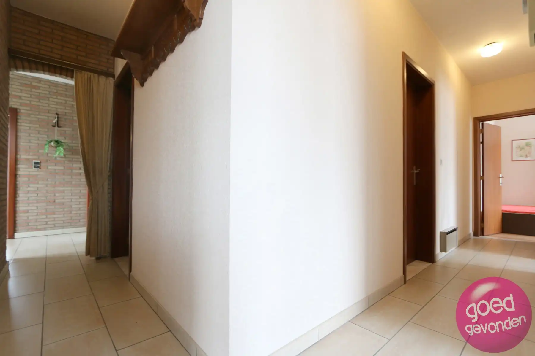 GELIJKVLOERSE WONING - 4 SLK - TUIN - GARAGE - CENTRAAL - RUST foto 15