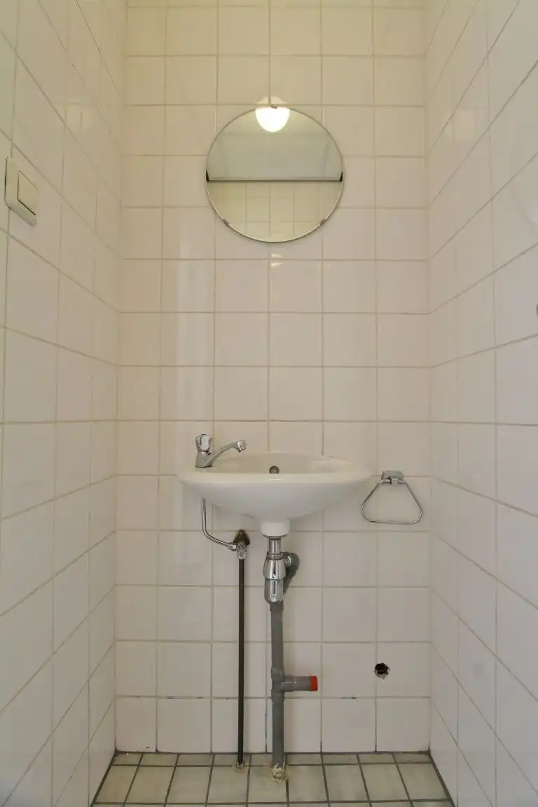 Gunstig gelegen gelijkvloers handelspand foto 10