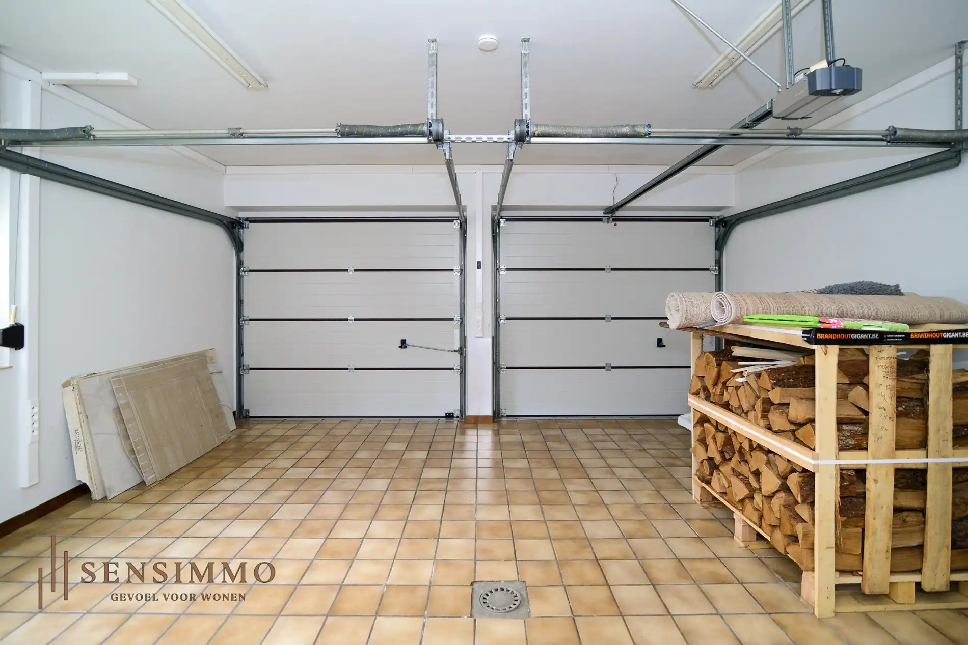 Ruime en energiezuinige woning met 4 slaapkamers op mooi perceel van 8a foto 20