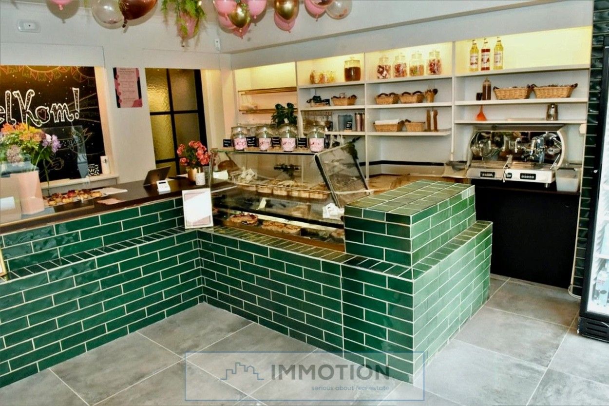 Investeringseigendom in centrum Kortrijk - multifunctioneel pand foto 3