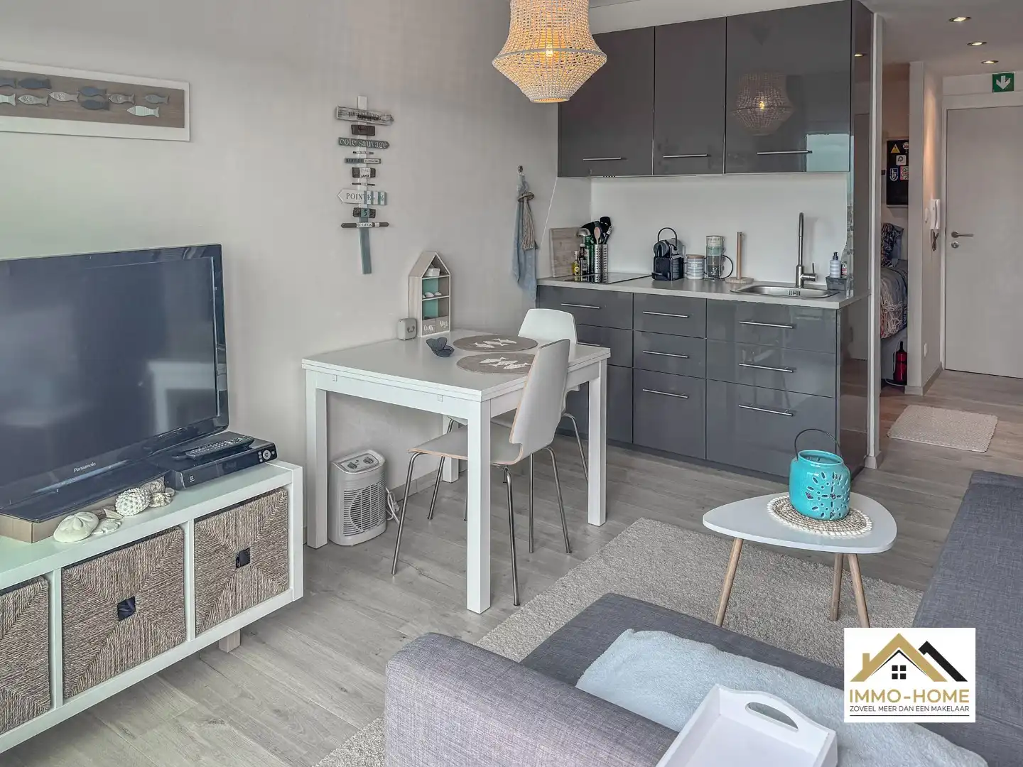 Unieke studio met frontaal zeezicht en panoramisch uitzicht foto 5