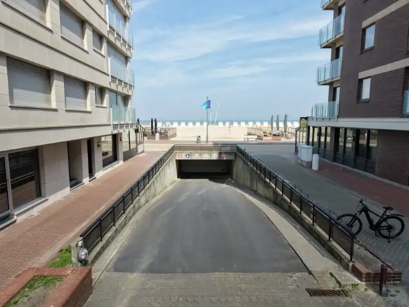Garage te huur Zeedijk 0 - 8670 Oostduinkerke