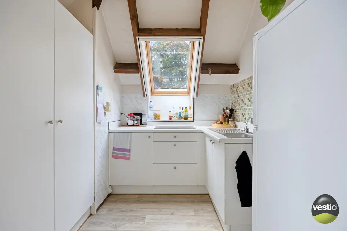 RUIME RESIDENTIEEL GELEGEN VILLA OP 46A89CA NABIJ CENTRUM BILZEN. foto 37