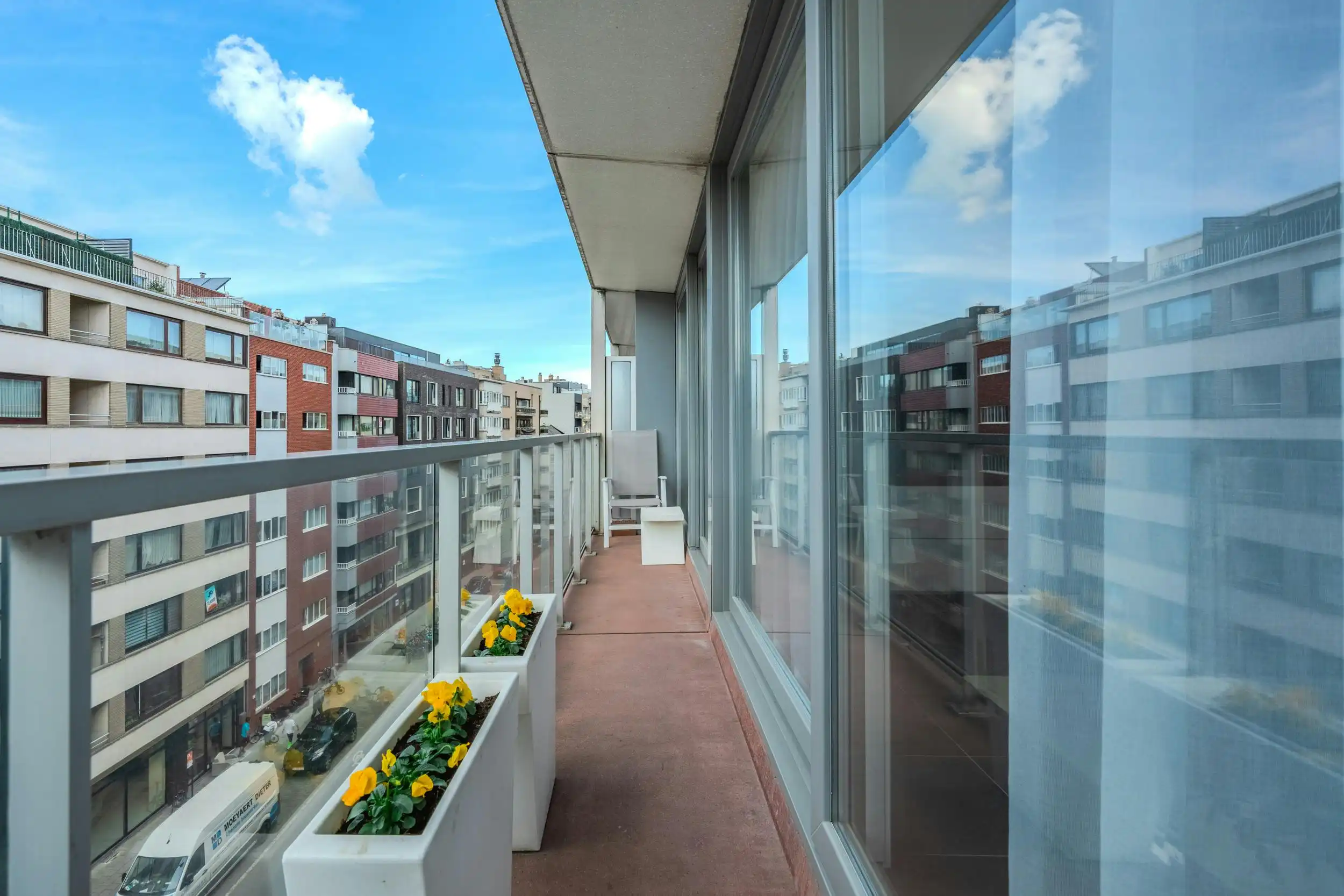 Schitterend 1-slaapkamerappartement met terras te Oostende foto 7