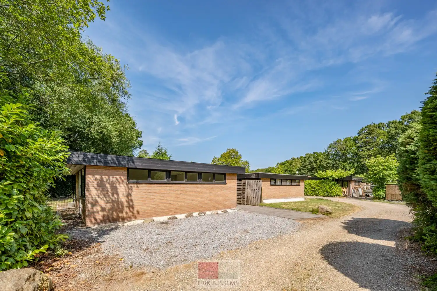 Recent gemoderniseerde bungalow, gelegen op het vakantiepark Sunclass Sonnevijver. foto 23