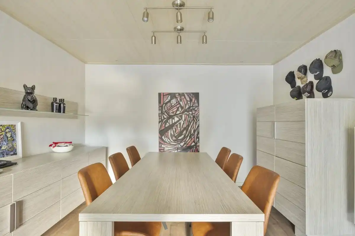 INSTAPKLAAR GERENOVEERD APPARTEMENT MET 1 SLPK, TERRAS EN GARAGEBOX IN HASSELT foto 5