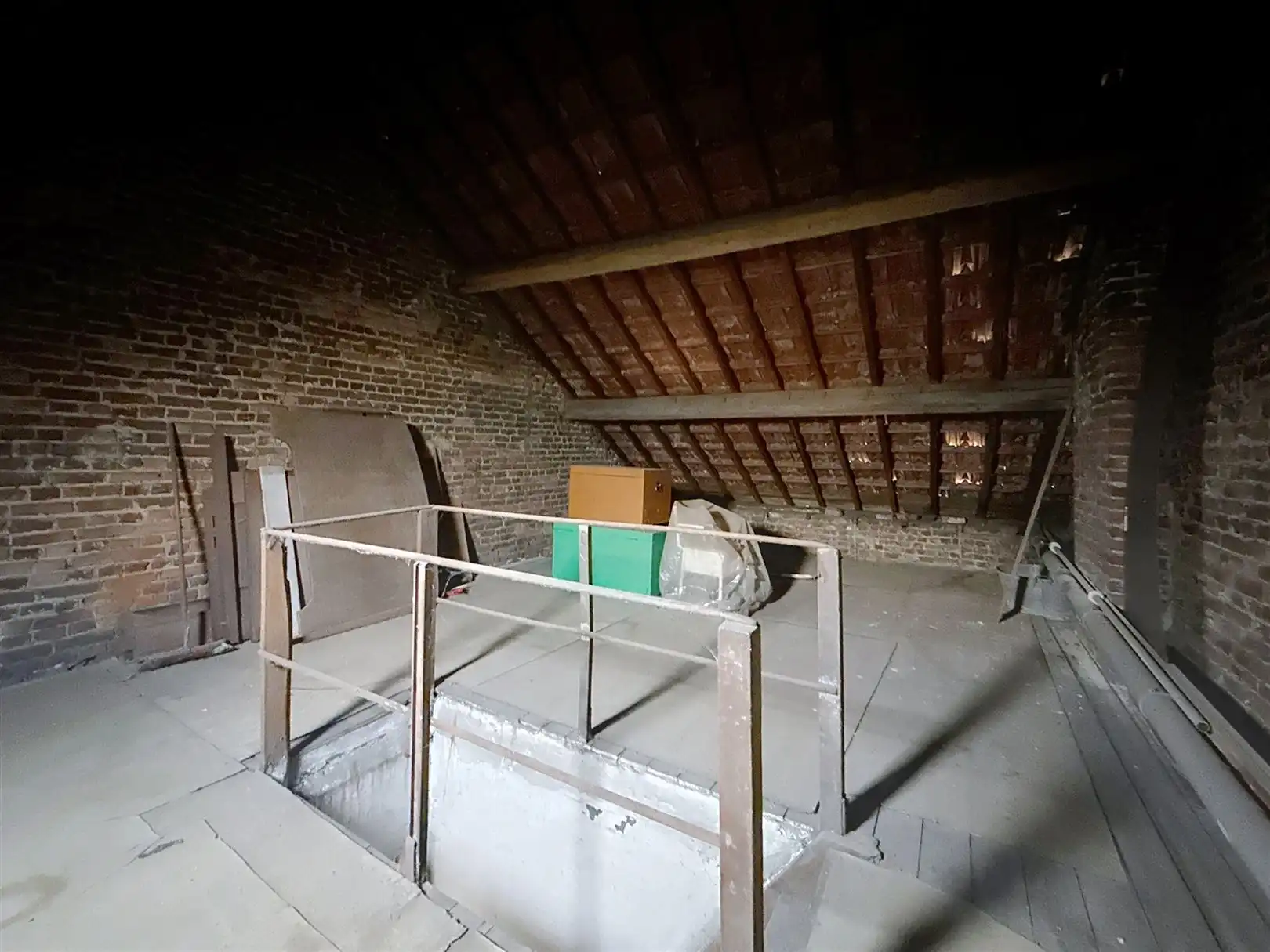 Stadswoning met tuin, 4 slpks, inrichtbare zolder, 2a 20ca foto 56