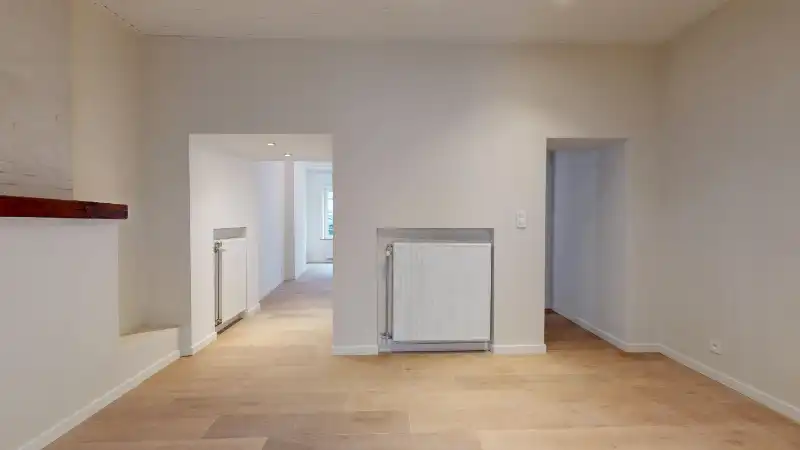 Instapklare vernieuwde woning van 115m² met koer-terras 18m² foto 13